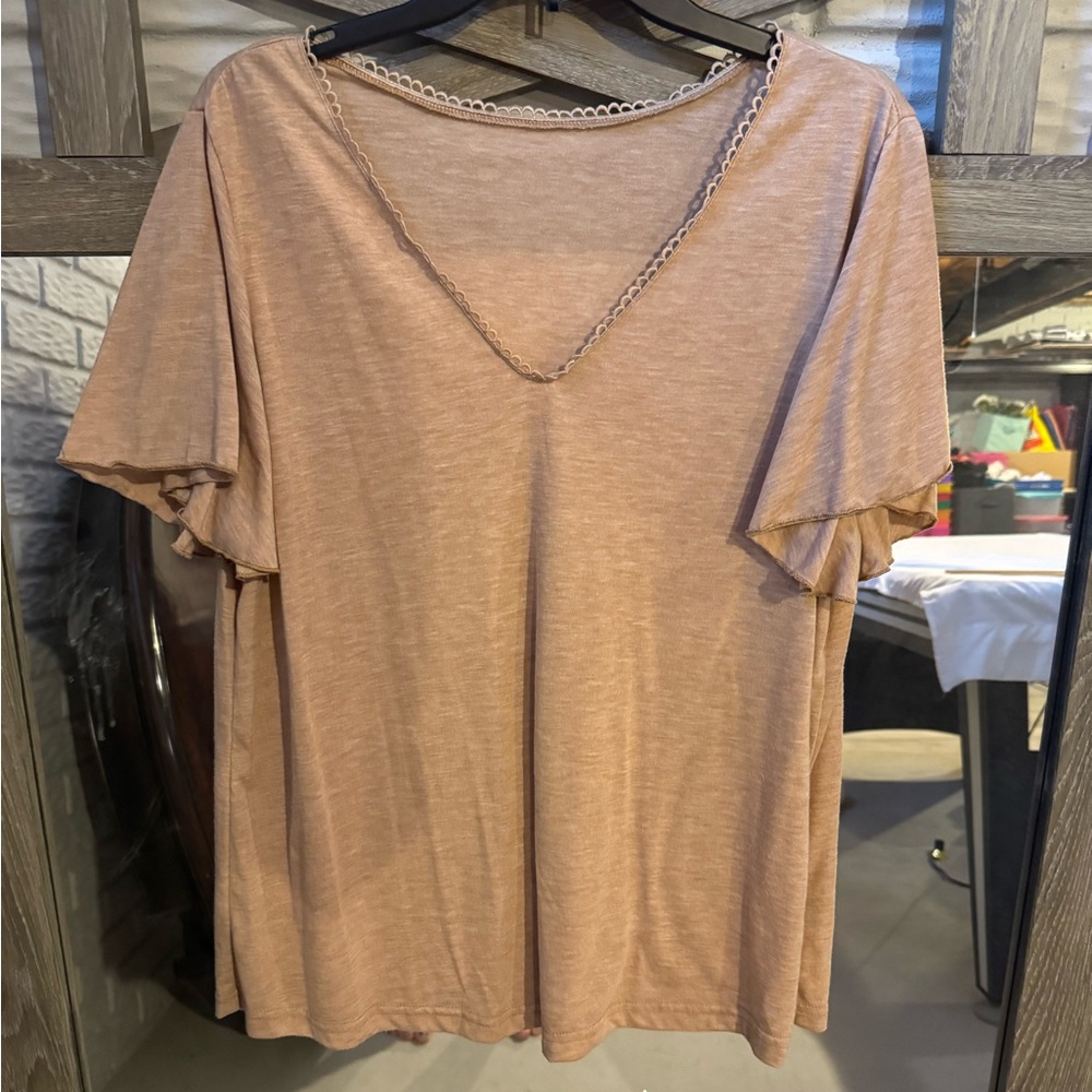 Shein Curve Women’s 1X Flutter Sleeve Shirt
